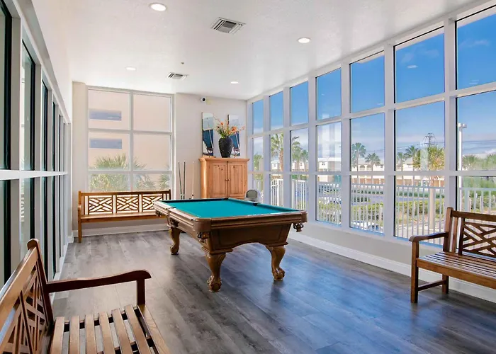 Crystal Shores #401 Apartment *